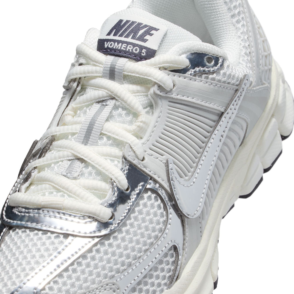 Nike Vomero 5 Big Kids' Shoes