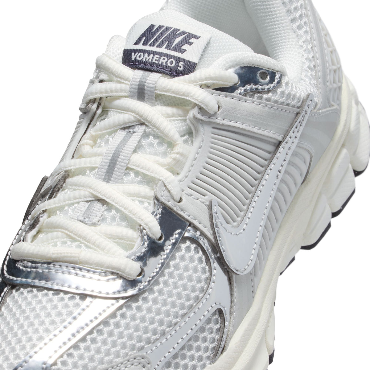 Nike Vomero 5 Big Kids' Shoes